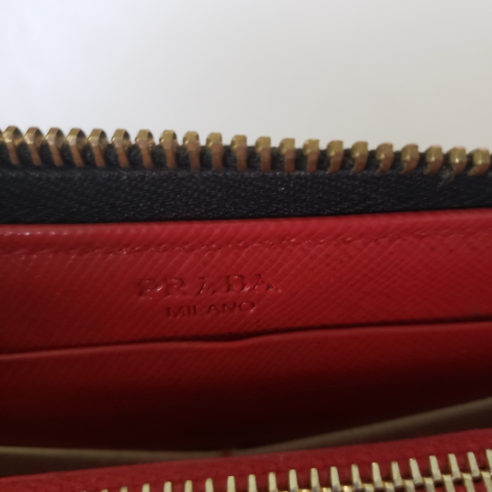 Prada Long Wallet Leather Zipper Black Zip Around Italy Continental Logo Clutch - Picture 13 of 13